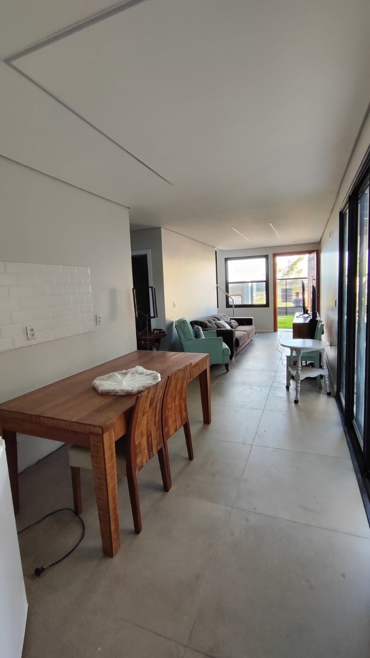 Casa com 3 Dormitórios à venda, 91 m² por R$ 899.000,00 Casa com 3 Dormitórios à venda, 91 m² por R$ 899.000,00