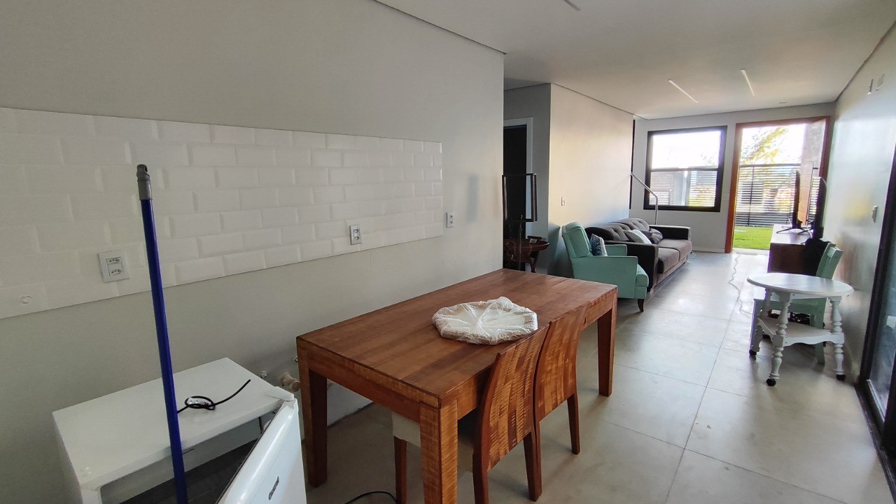 Casa com 3 Dormitórios à venda, 91 m² por R$ 899.000,00 Casa com 3 Dormitórios à venda, 91 m² por R$ 899.000,00