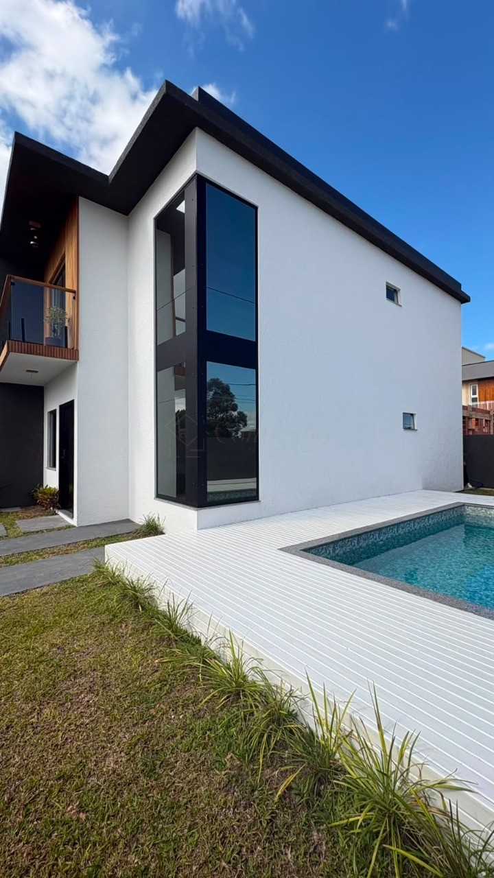Casas com 3 Quartos e Piscina no Loteamento Campo Duna, Imbituba