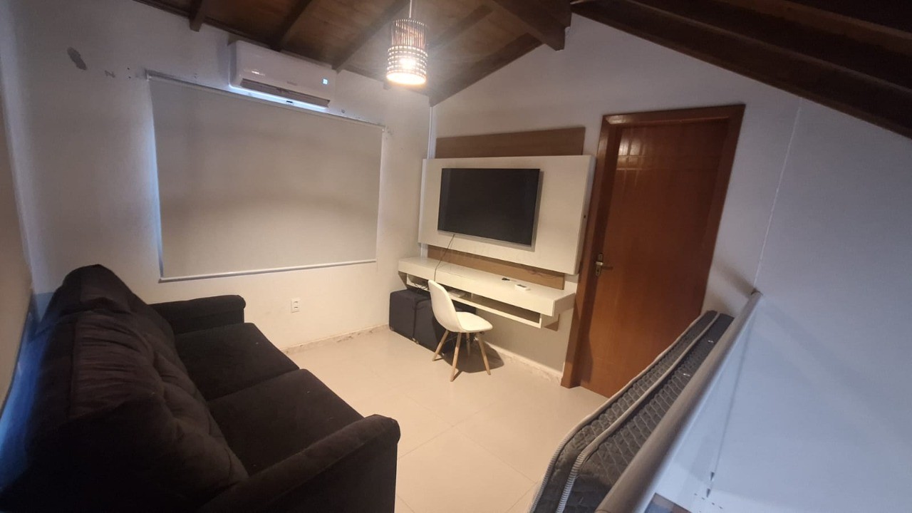 Oportunidade Imperdível: Pousada Comercial à Venda na Praia do Rosa, Imbituba-SC - 1 sala, 4 banheiros, 4 vagas - 450m²