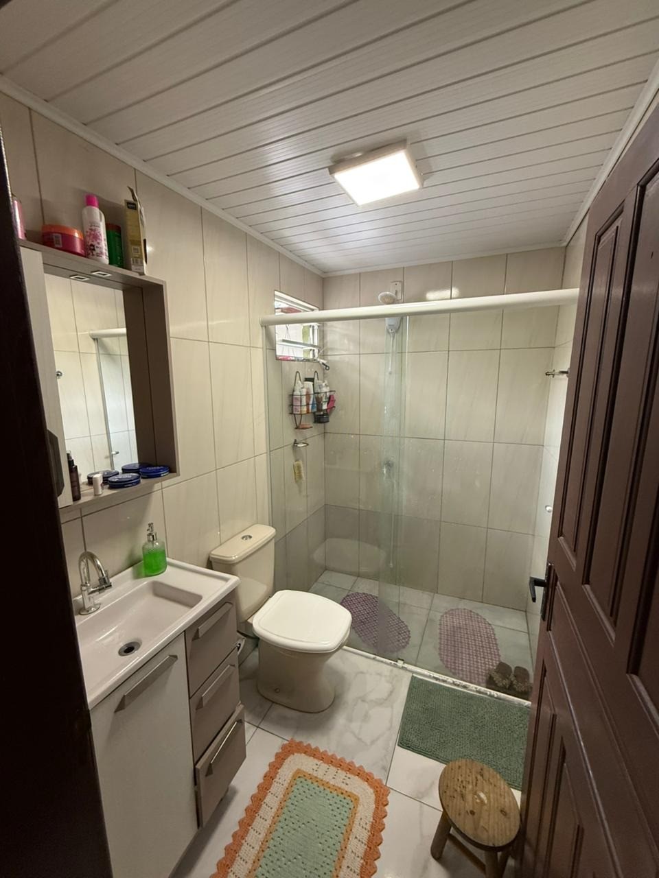 Maravilhosa Casa à Venda em Garopaba-SC, Campo Duna: 4 Quartos, 3 Salas, 5 Vagas de Garagem e 350 m² de Área construída.
