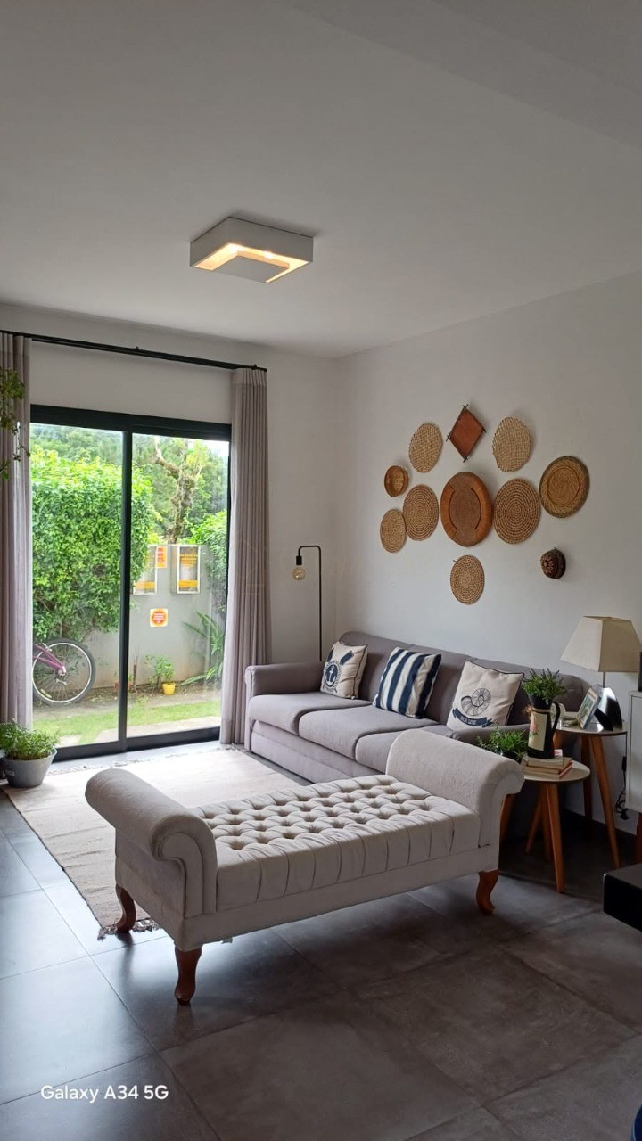 Imperdível oportunidade: Casa à venda em Garopaba-SC, bairro Campo Duna - 2 quartos, 2 suítes, 1 vaga de garagem, 82m².