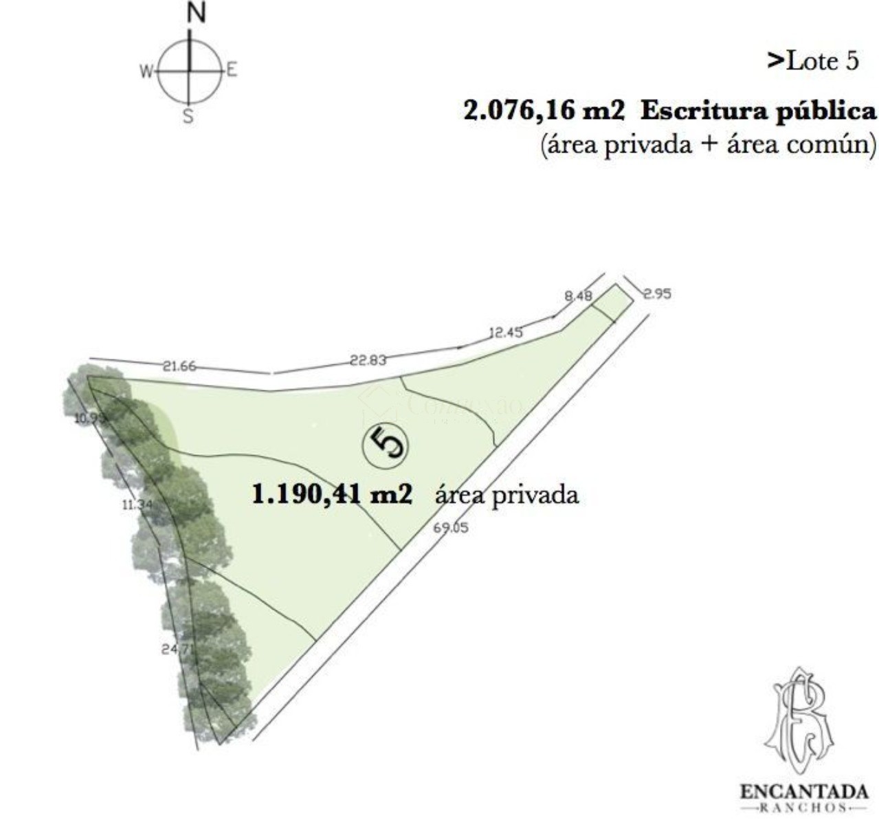 Terreno de 2.076,16 m² em Condomínio Exclusivo em Garopaba-SC, no Bairro Encantada: sua oportunidade de investimento!