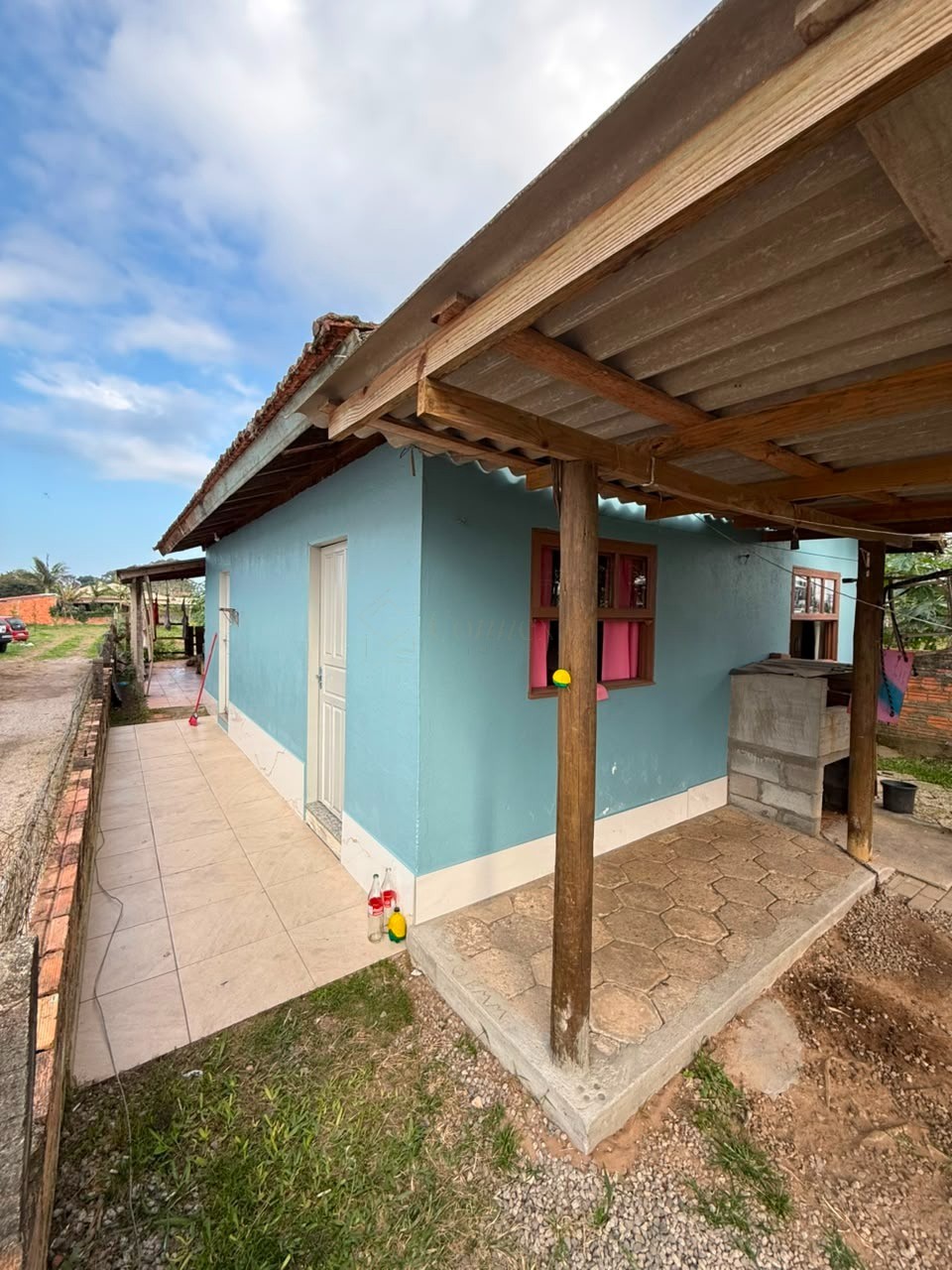Casa comercial à venda em Garopaba-SC, no Campo Duna: oportunidade única em localização privilegiada!