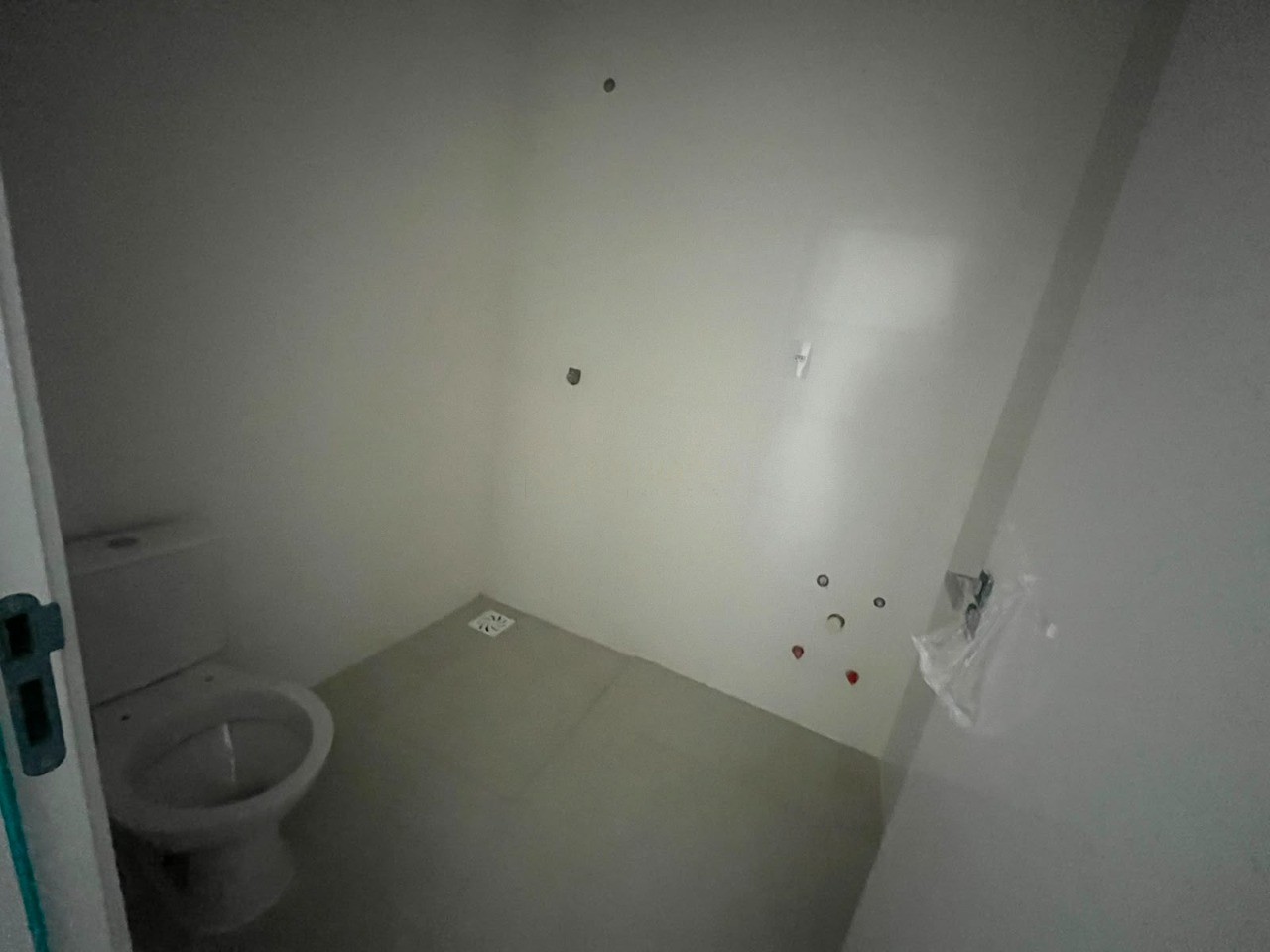 Imóvel imperdível: apartamento à venda no Centro de Imbituba-SC, 2 quartos, 1 suíte, 1 sala, 1 banheiro, 1 vaga, 62,46 m².
