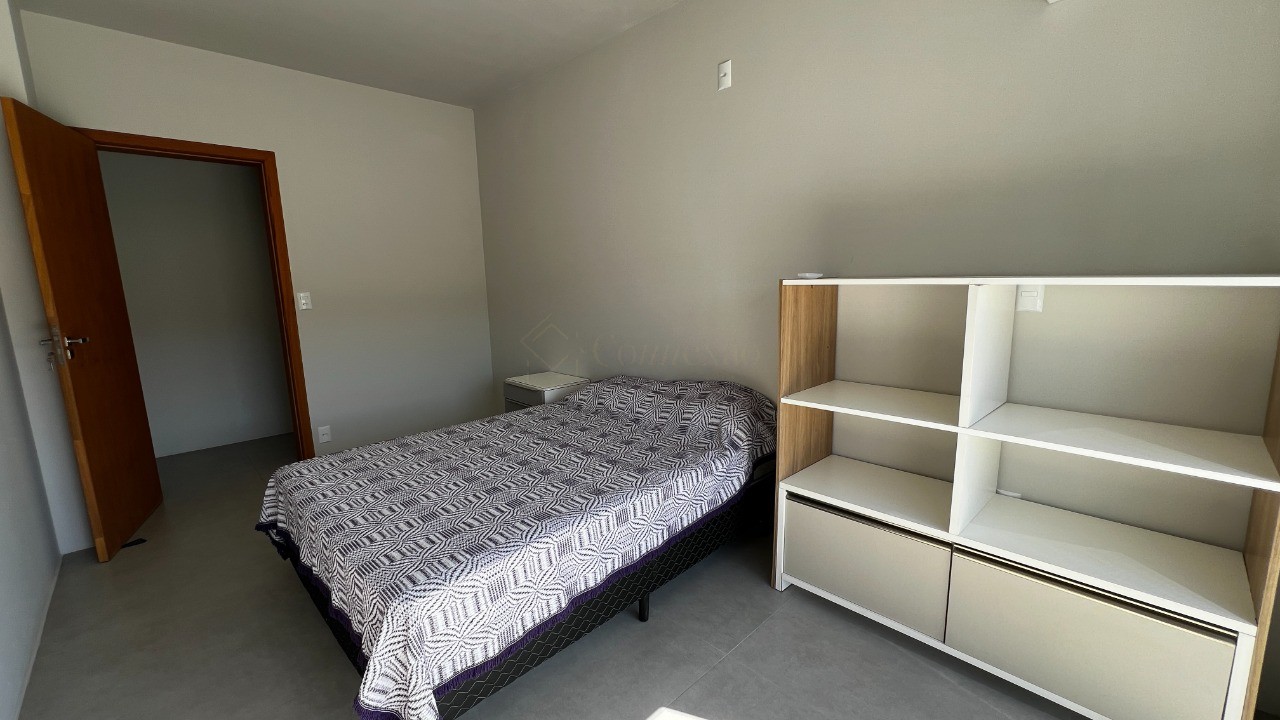 Sobrados no Centro de Garopaba: Casa à venda com 2 quartos, 2 banheiros e 91,37 m² - A partir de R$ 919 mil!