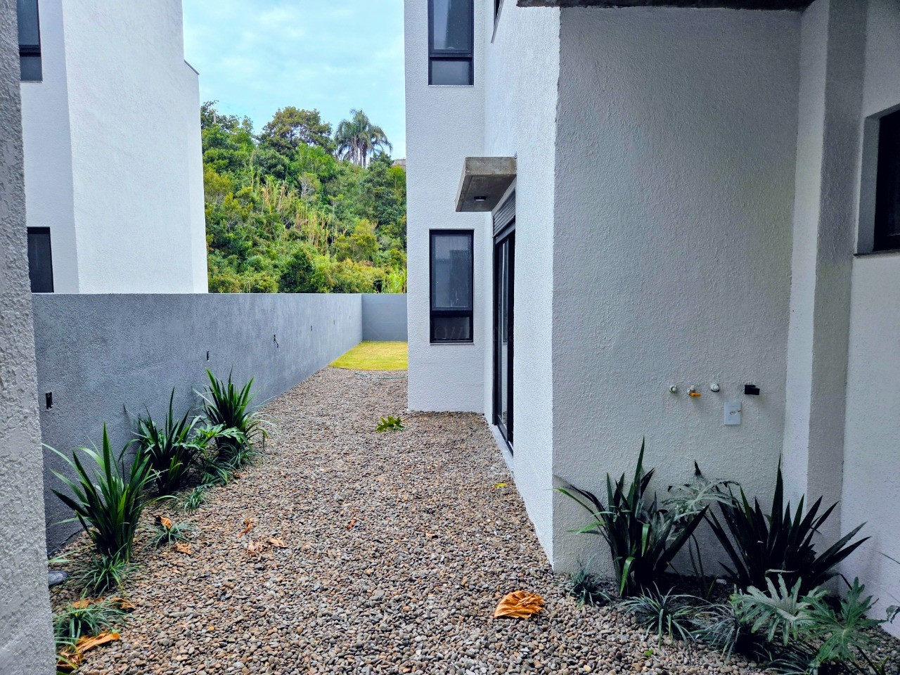 Apartamento de luxo à venda em Garopaba-SC, bairro Ferraz! 2 quartos, 2 suítes, 1 sala, 3 banheiros, 1 vaga de garagem e 178,05 m².