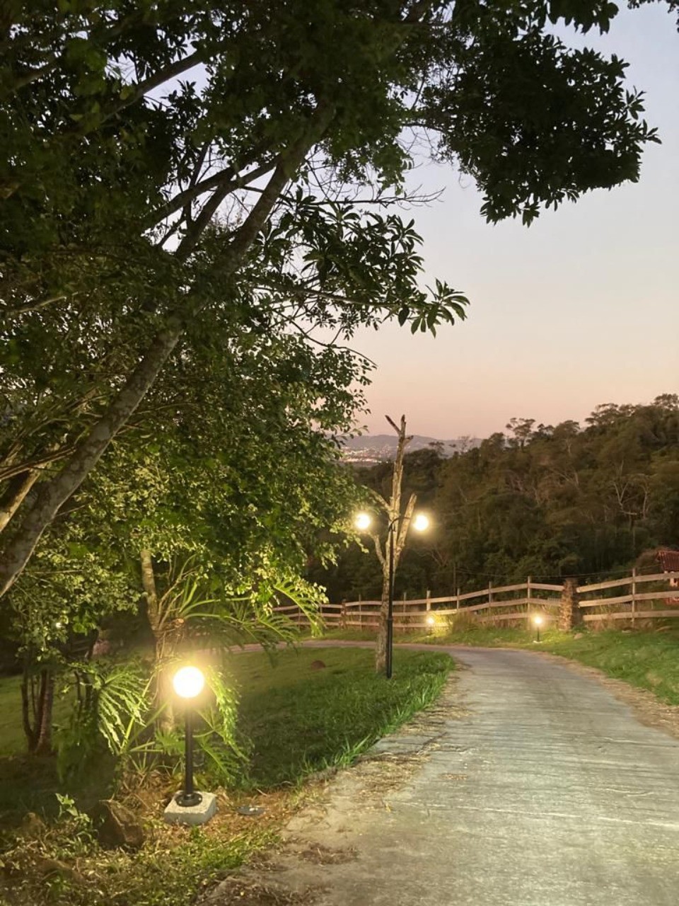 Terreno de 2.076,16 m² em condomínio exclusivo em garopaba-s