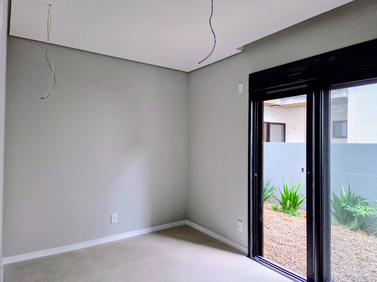 Apartamento de luxo à venda em Garopaba-SC, bairro Ferraz! 2 quartos, 2 suítes, 1 sala, 3 banheiros, 1 vaga de garagem e 178,05 m².