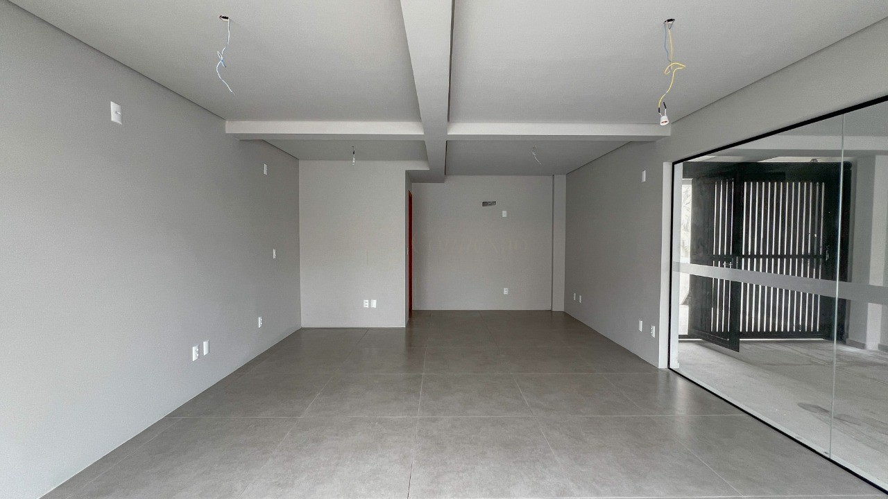 Sobrados no Centro de Garopaba: Casa à venda com 2 quartos, 2 banheiros e 91,37 m² - A partir de R$ 919 mil!