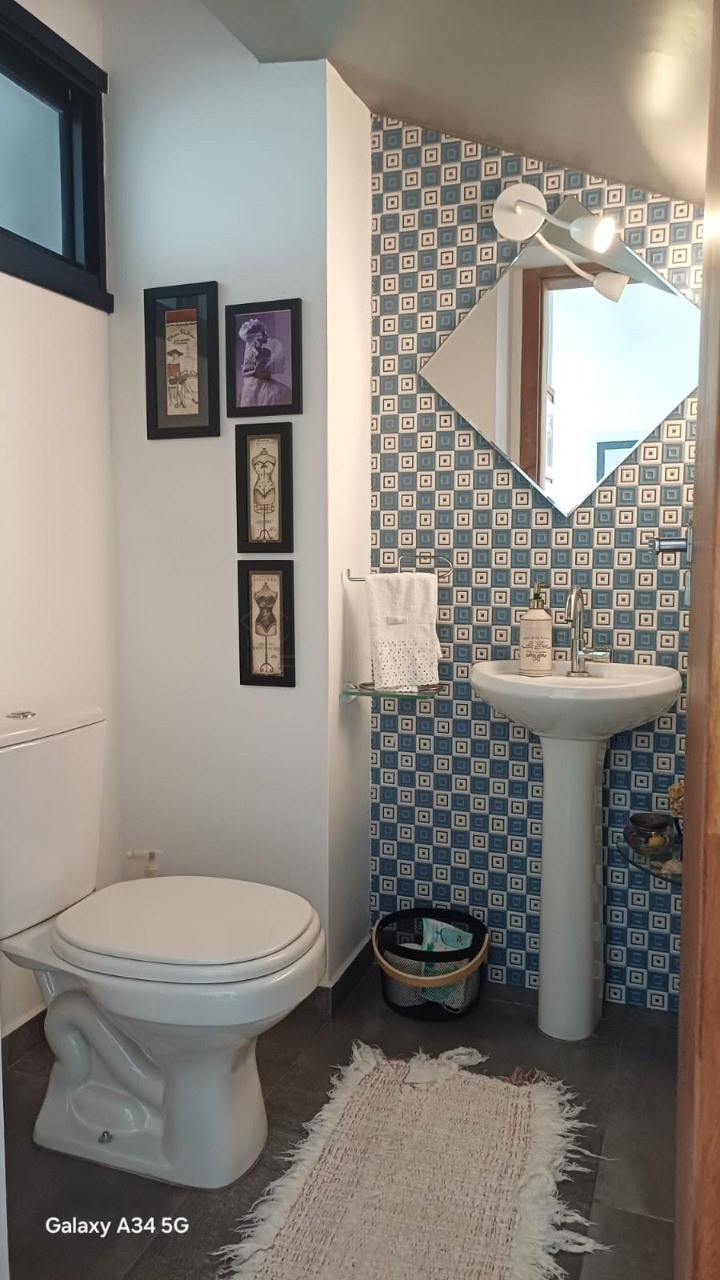 Imperdível oportunidade: Casa à venda em Garopaba-SC, bairro Campo Duna - 2 quartos, 2 suítes, 1 vaga de garagem, 82m².