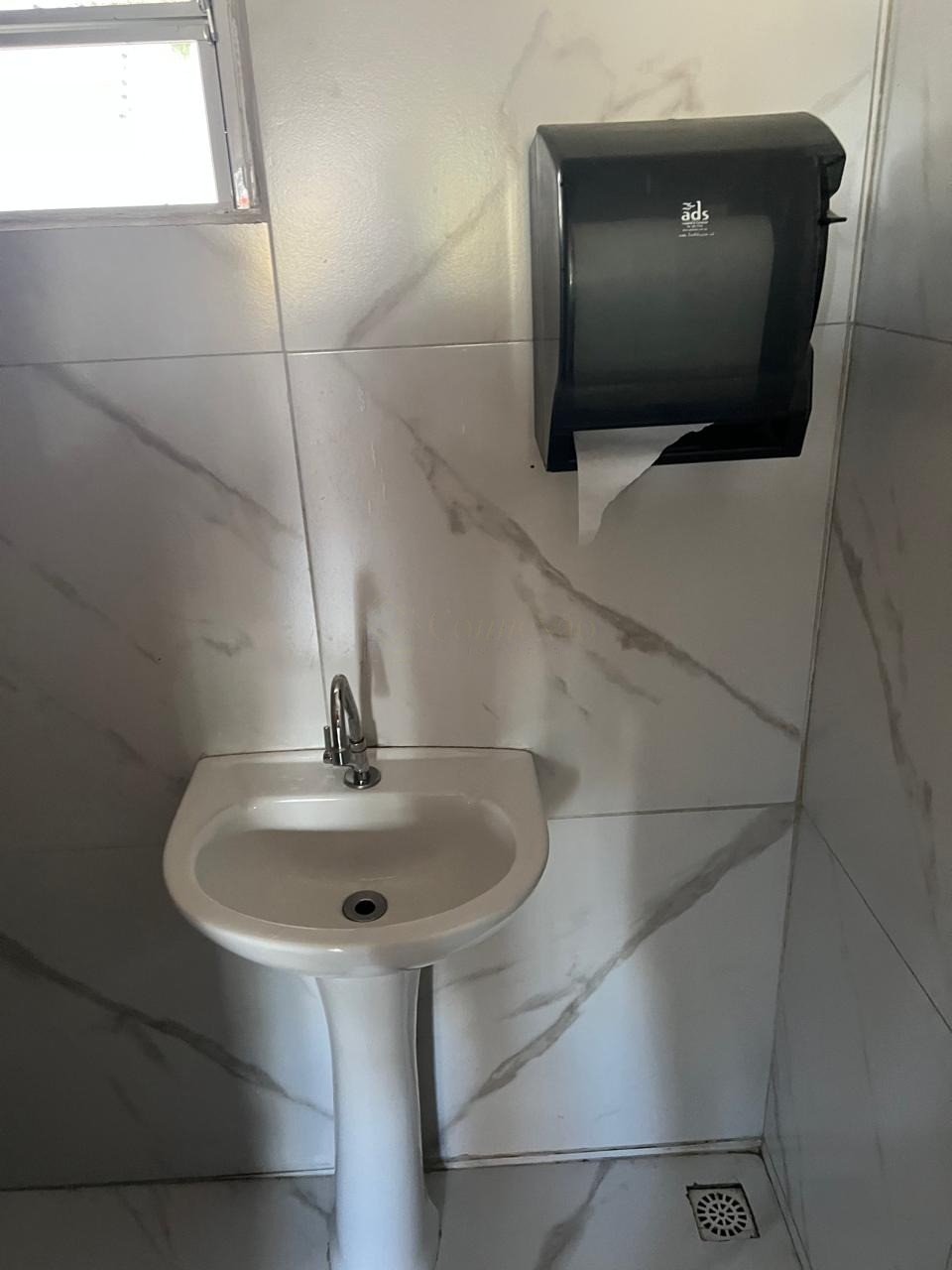 Oportunidade de arrendamento no centrinho da Praia do Rosa!
