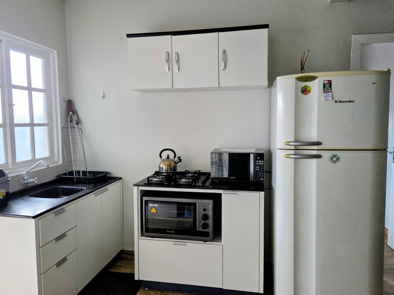 Casa à venda em garopaba-sc, centro: 7 quartos, 1 suíte, 4 s