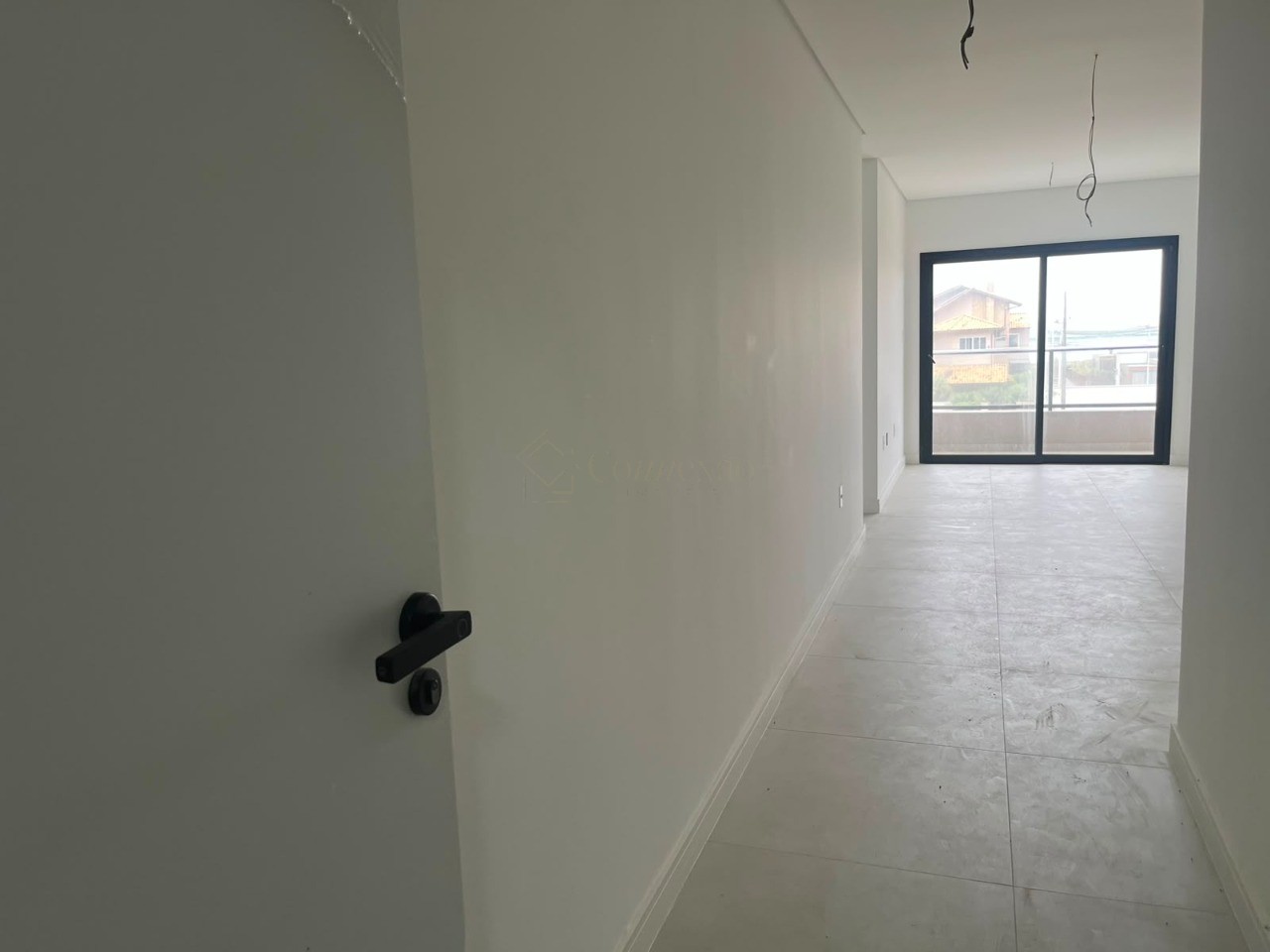 Imóvel imperdível: apartamento à venda no Centro de Imbituba-SC, 2 quartos, 1 suíte, 1 sala, 1 banheiro, 1 vaga, 62,46 m².