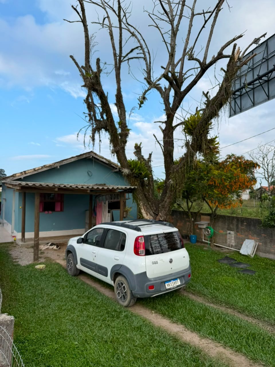 Casa comercial à venda em Garopaba-SC, no Campo Duna: oportunidade única em localização privilegiada!