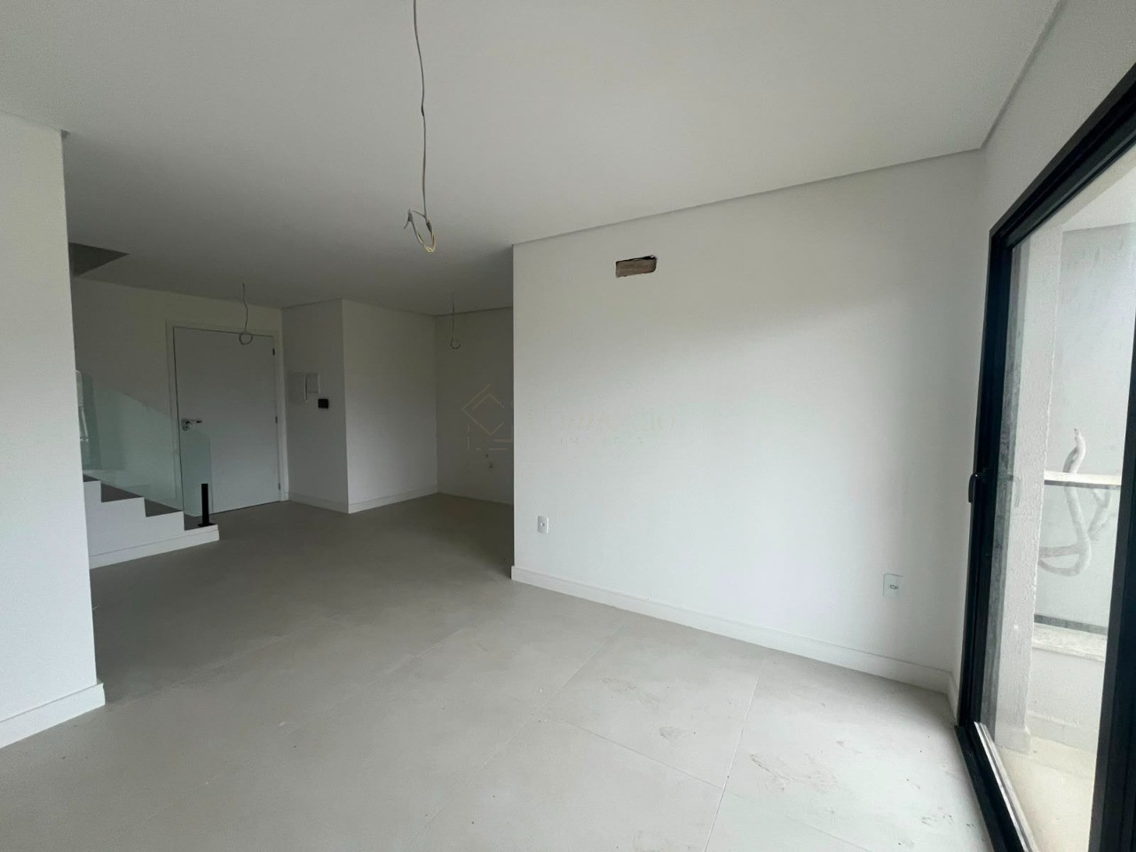Imóvel imperdível: apartamento à venda no Centro de Imbituba-SC, 2 quartos, 1 suíte, 1 sala, 1 banheiro, 1 vaga, 62,46 m².