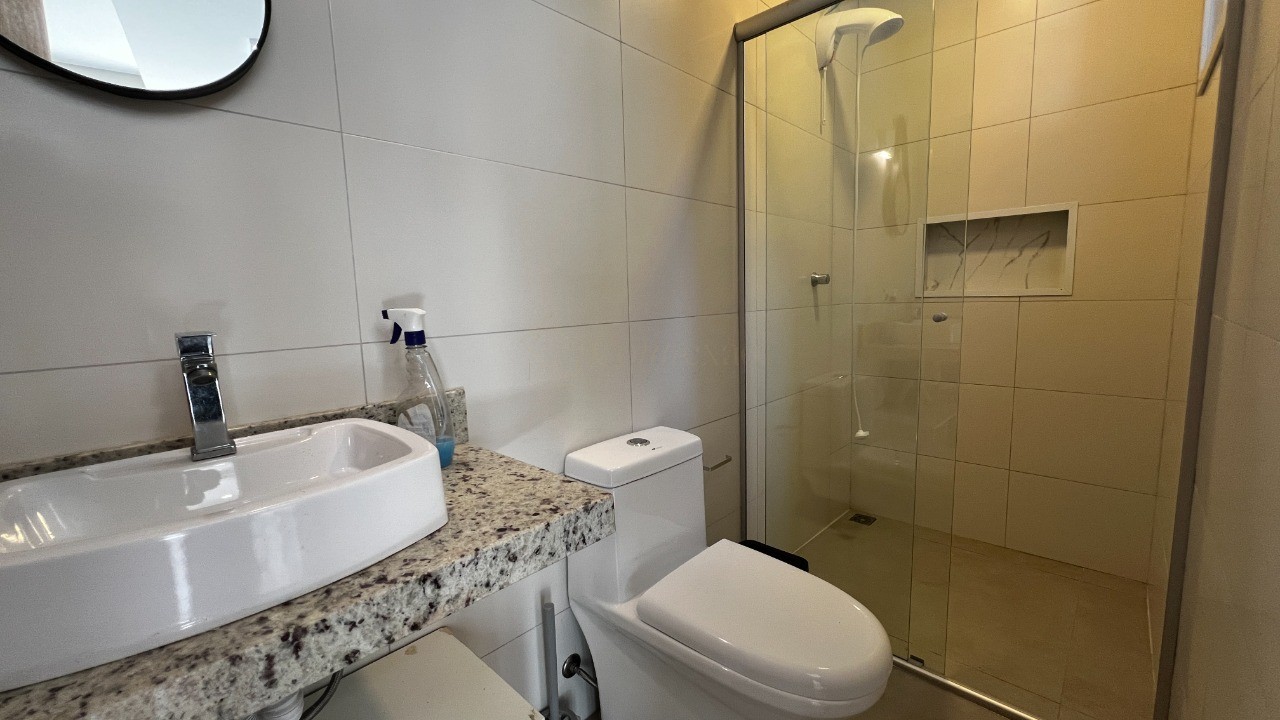 Sobrados no centro de garopaba: casa à venda com 2 quartos, 