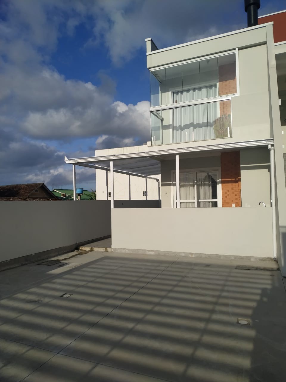 Apartamento térreo com área gourmet privativa ? praia da pin