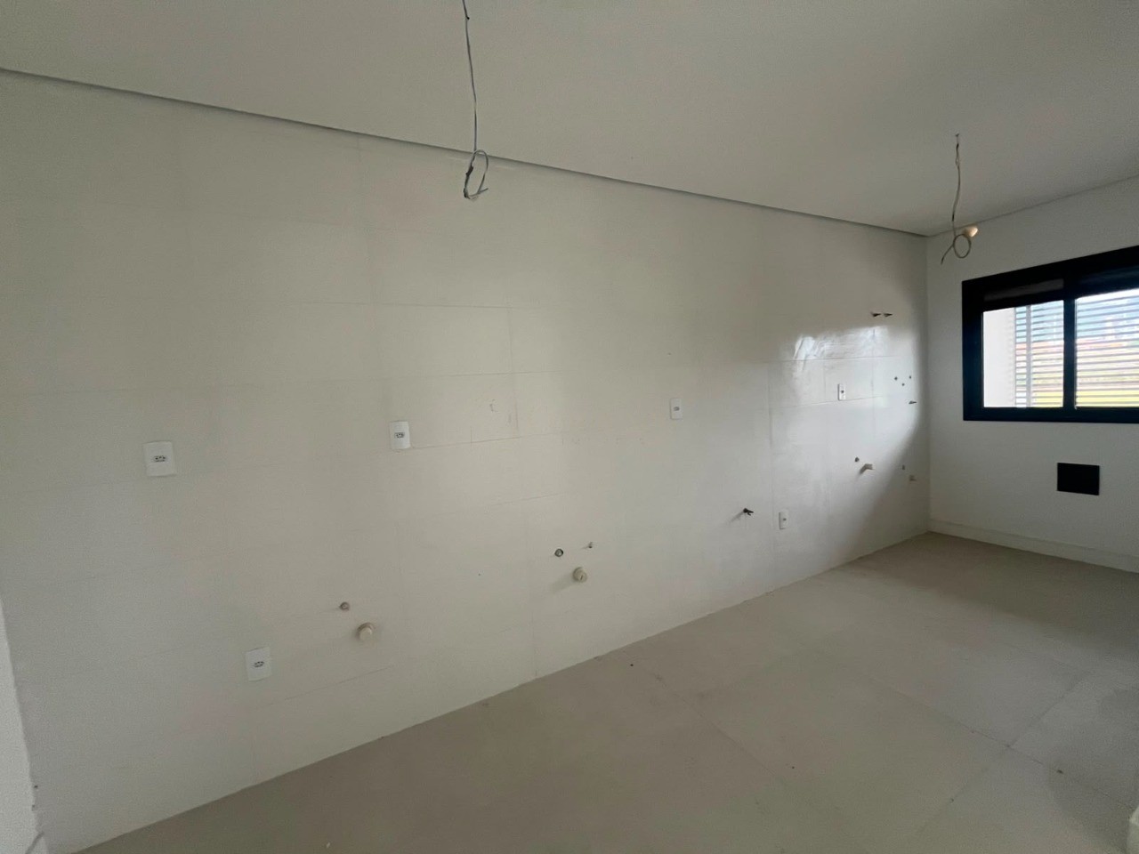 Imóvel imperdível: apartamento à venda no Centro de Imbituba-SC, 2 quartos, 1 suíte, 1 sala, 1 banheiro, 1 vaga, 62,46 m².