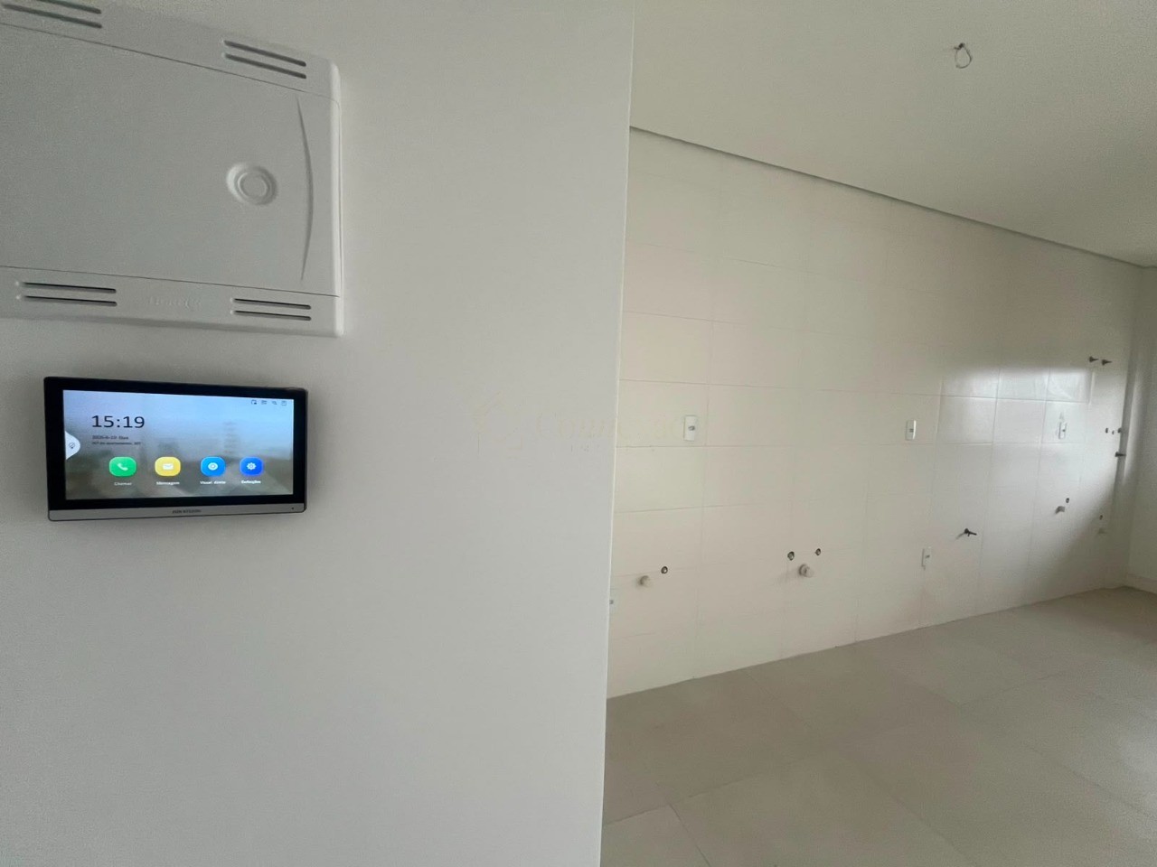 Imóvel imperdível: apartamento à venda no Centro de Imbituba-SC, 2 quartos, 1 suíte, 1 sala, 1 banheiro, 1 vaga, 62,46 m².