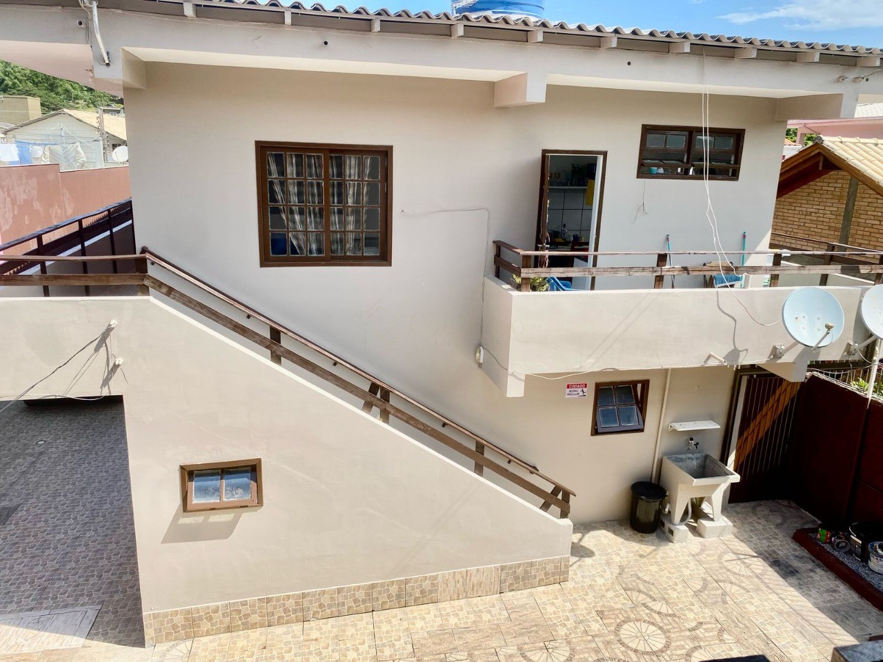 Imperdível residencial à venda em garopaba-sc no centro hist