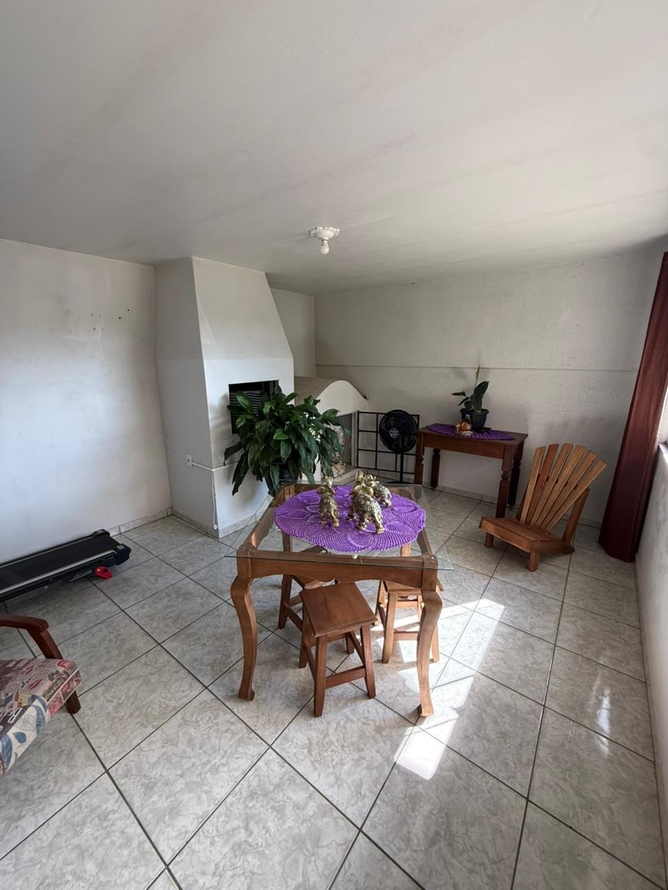 Maravilhosa Casa à Venda em Garopaba-SC, Campo Duna: 4 Quartos, 3 Salas, 5 Vagas de Garagem e 350 m² de Área construída.