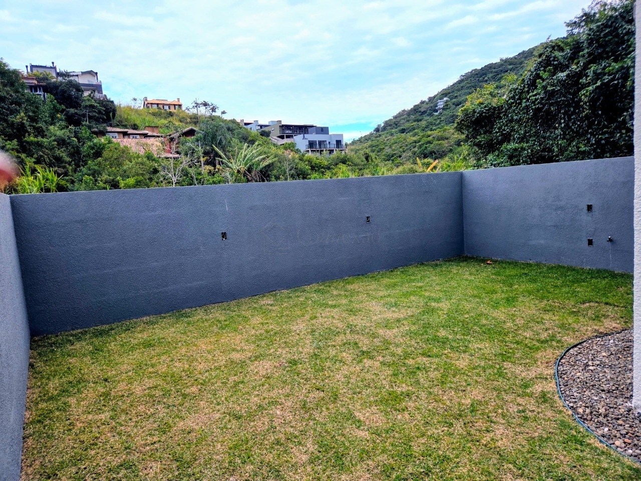 Apartamento de luxo à venda em Garopaba-SC, bairro Ferraz! 2 quartos, 2 suítes, 1 sala, 3 banheiros, 1 vaga de garagem e 178,05 m².