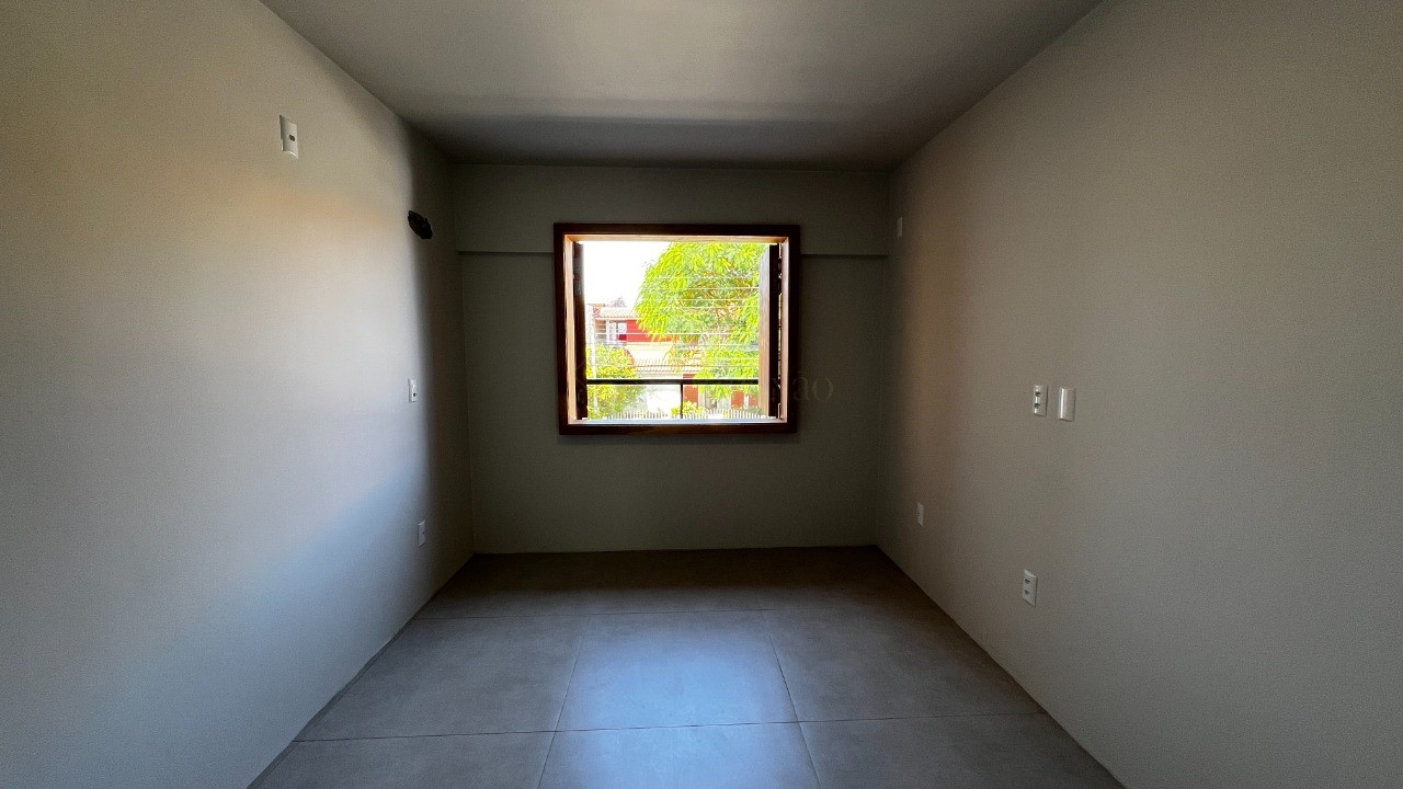 Sobrados no Centro de Garopaba: Casa à venda com 2 quartos, 2 banheiros e 91,37 m² - A partir de R$ 919 mil!