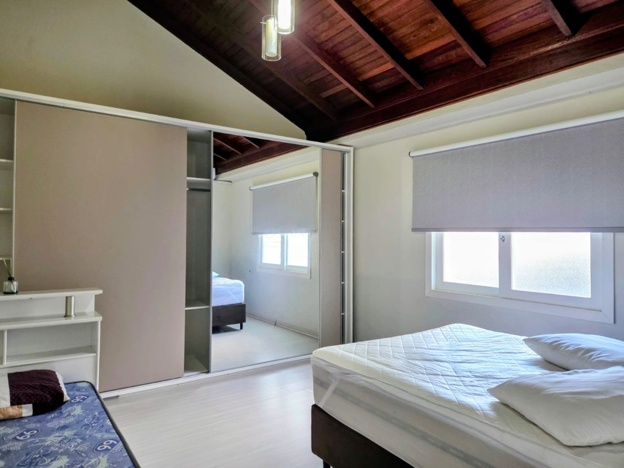Casa à venda em garopaba-sc, centro: 7 quartos, 1 suíte, 4 s