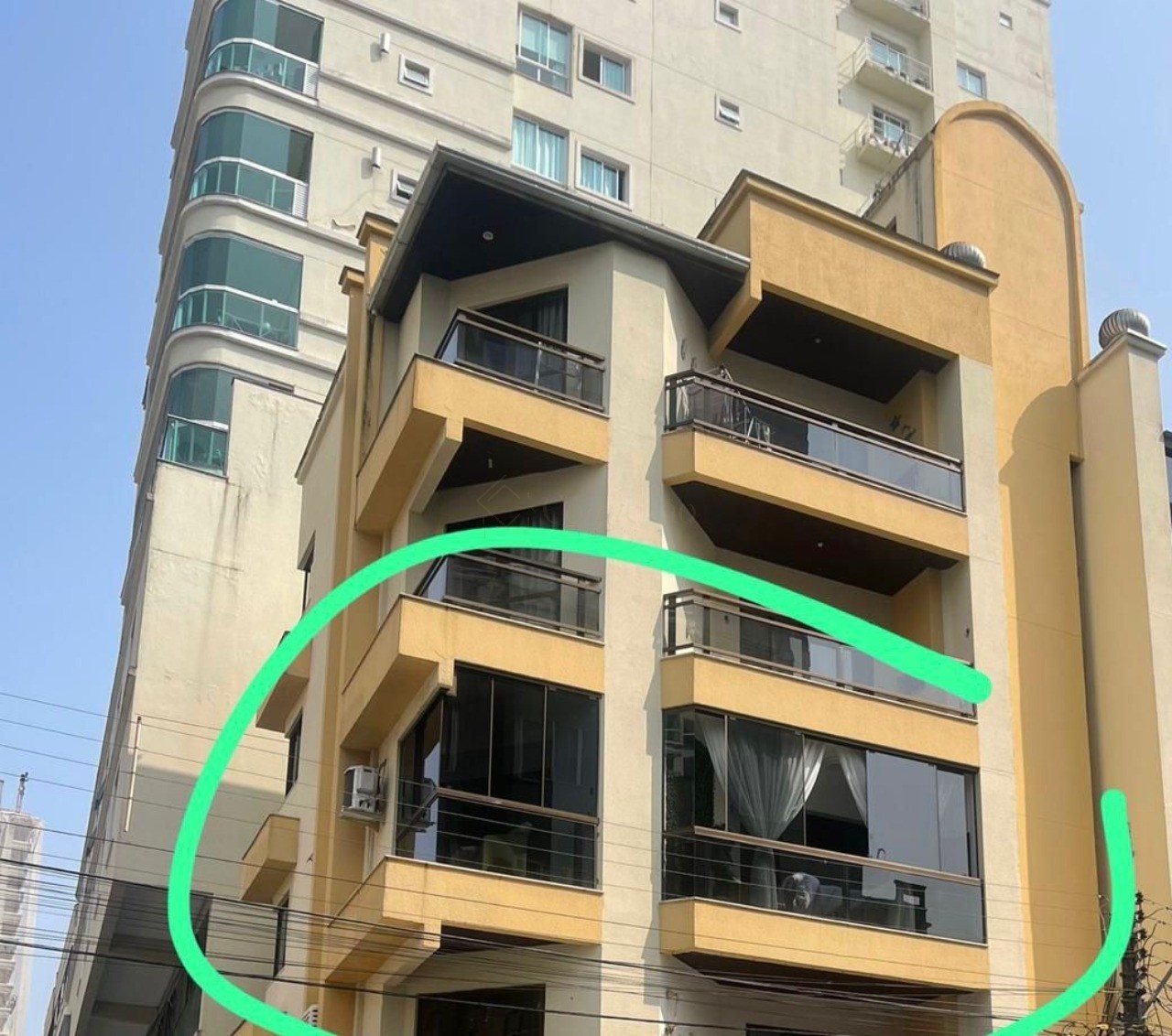 Apartamento à venda no centro de itapema - quadra mar! 2 qua - foto 2