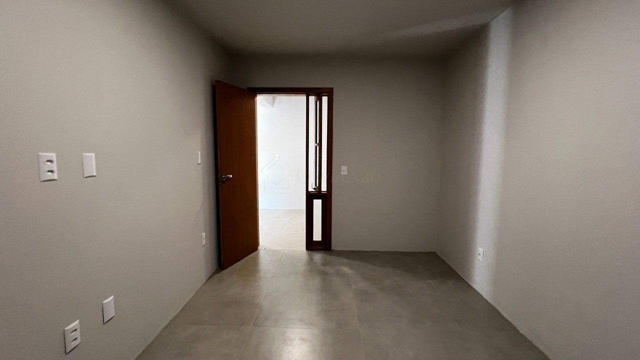 Sobrados no Centro de Garopaba: Casa à venda com 2 quartos, 2 banheiros e 91,37 m² - A partir de R$ 919 mil!