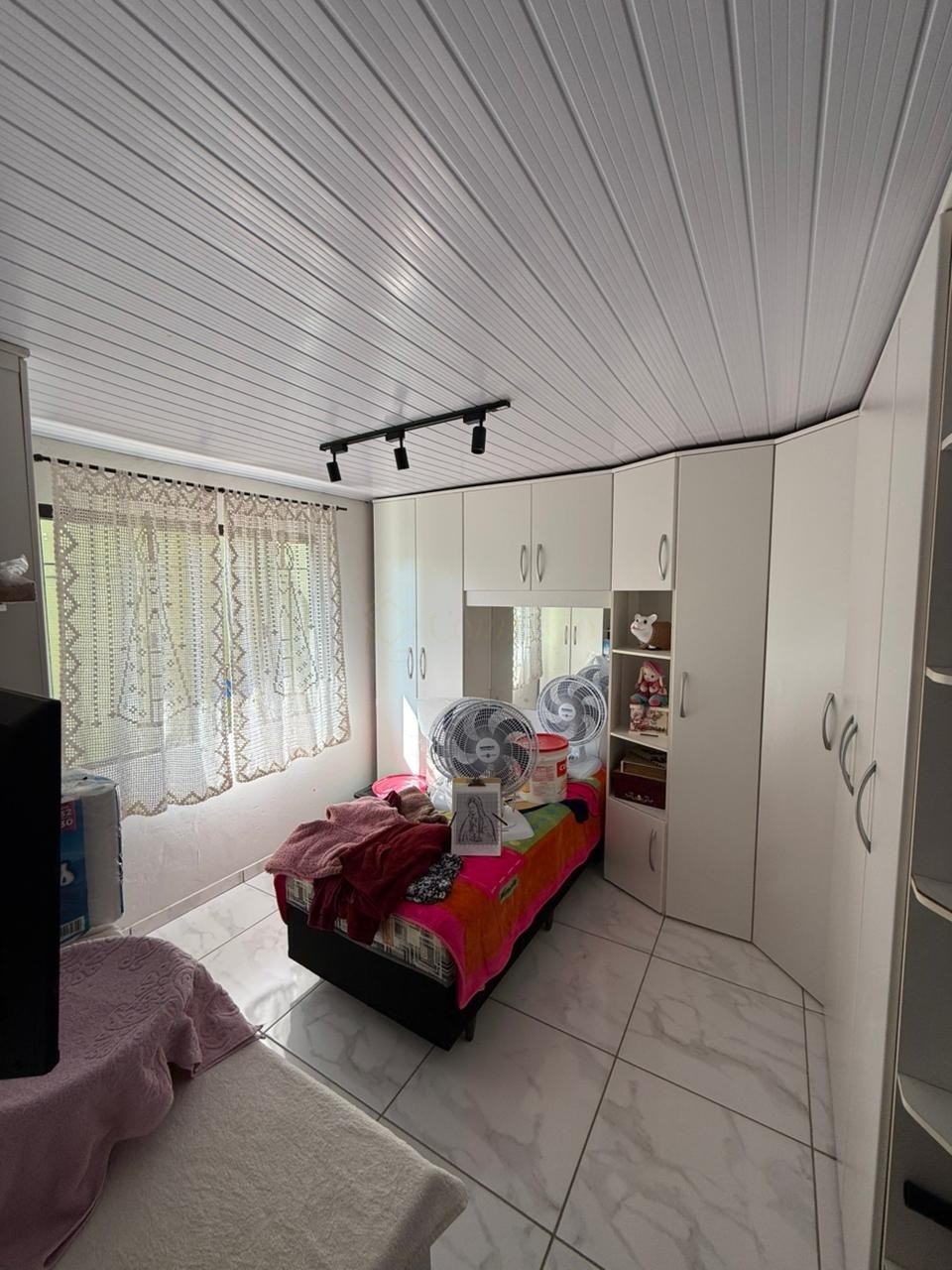 Maravilhosa Casa à Venda em Garopaba-SC, Campo Duna: 4 Quartos, 3 Salas, 5 Vagas de Garagem e 350 m² de Área construída.
