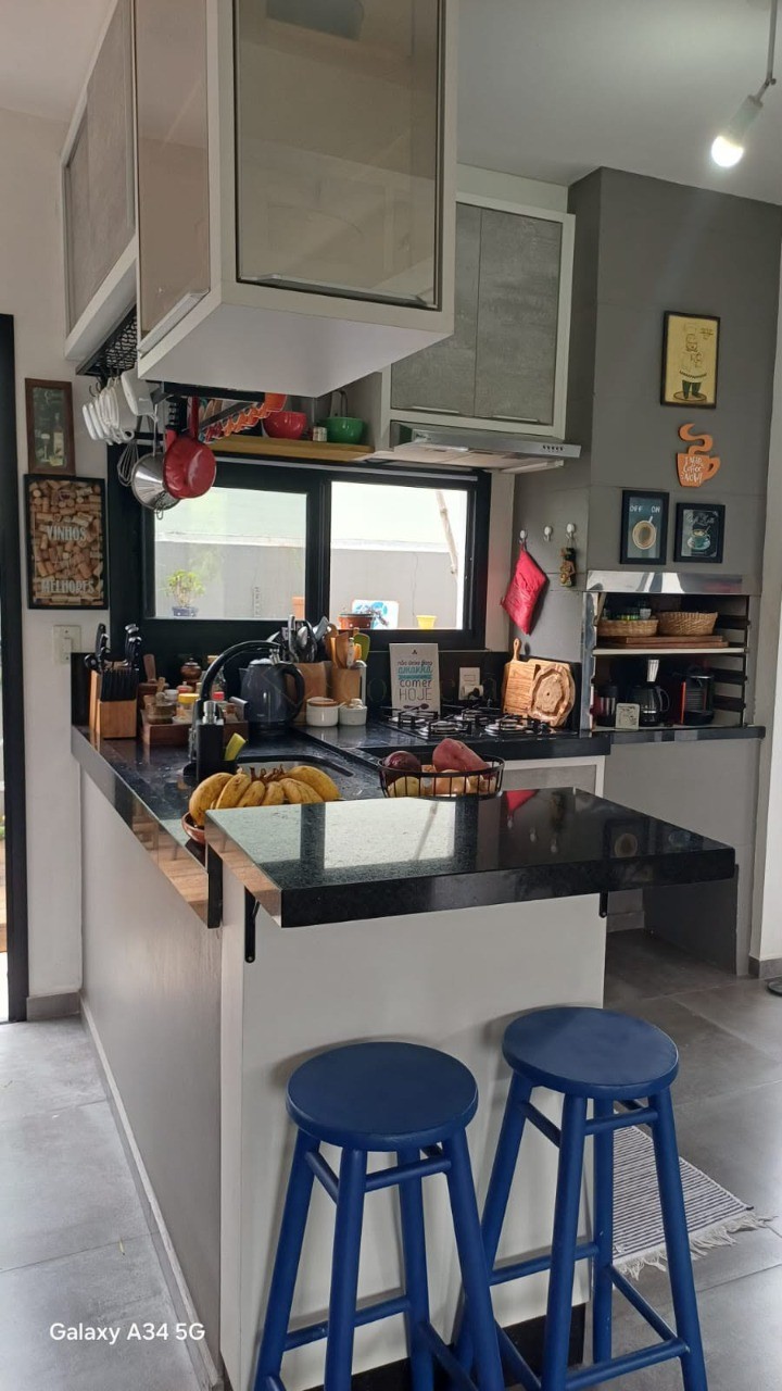 Imperdível oportunidade: Casa à venda em Garopaba-SC, bairro Campo Duna - 2 quartos, 2 suítes, 1 vaga de garagem, 82m².