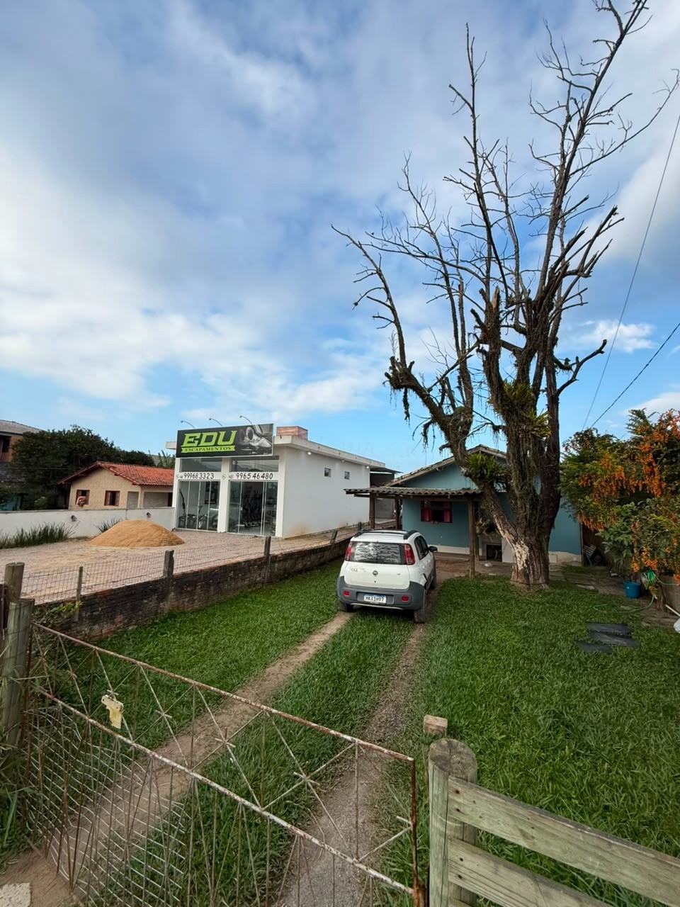 Casa comercial à venda em Garopaba-SC, no Campo Duna: oportunidade única em localização privilegiada!
