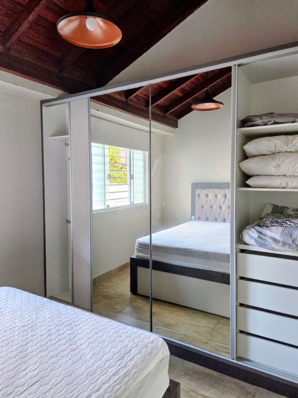 Casa à venda em garopaba-sc, centro: 7 quartos, 1 suíte, 4 s