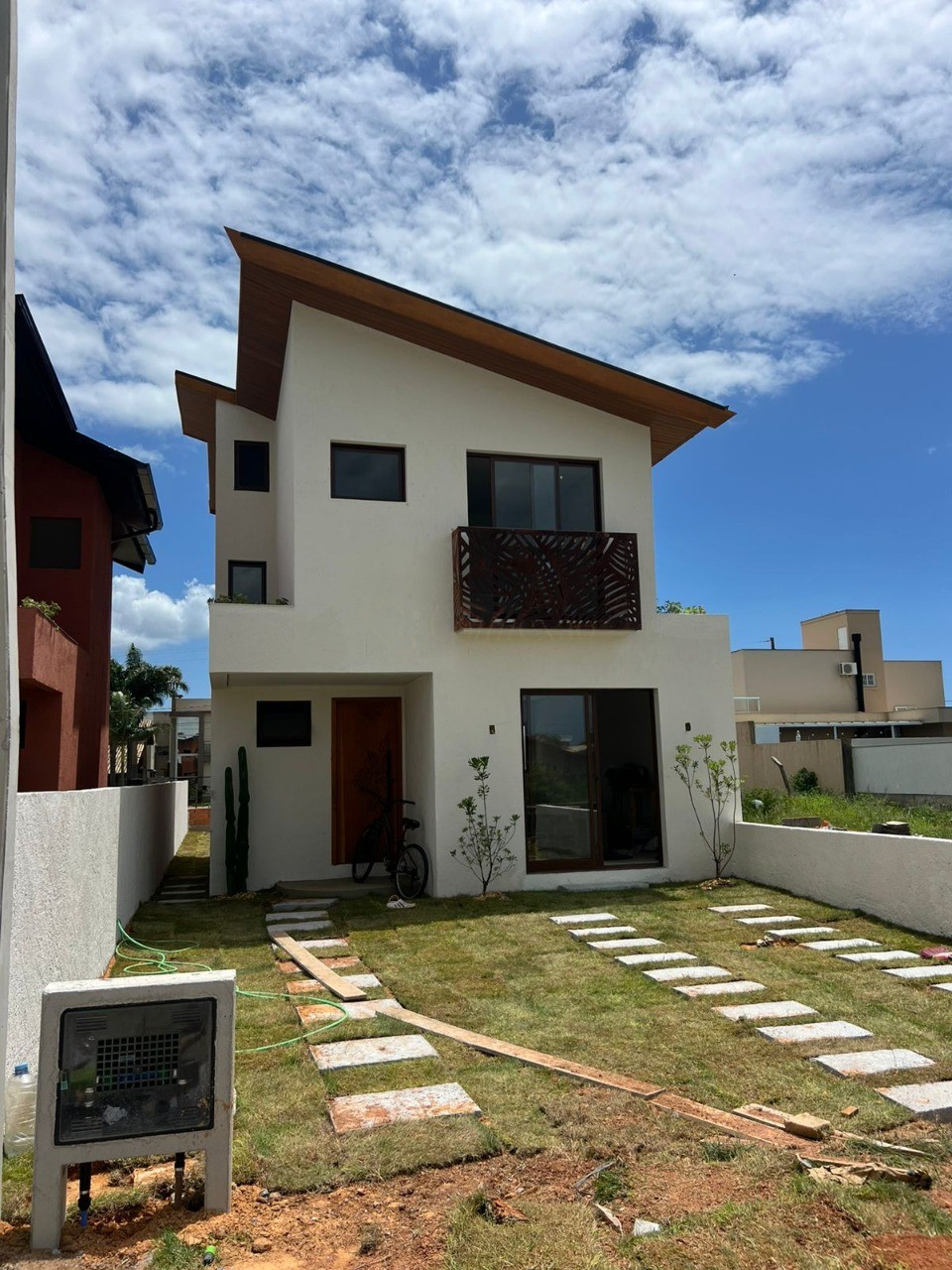 Casa à venda em garopaba-sc, bairro areias da palhocilha: 2 
