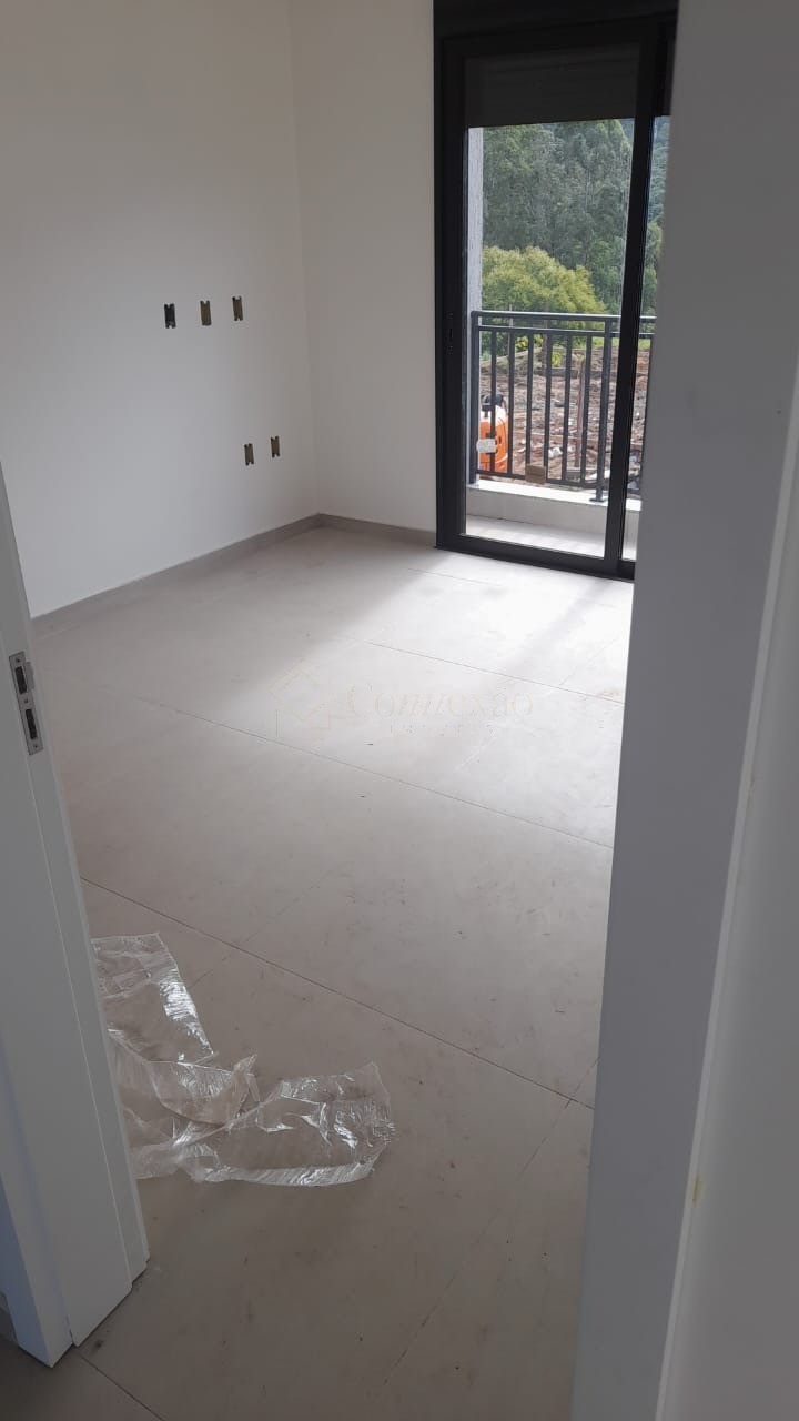 Casa à venda em Garopaba-SC: 1 quarto, 2 suítes, 105m² - Conforto e funcionalidade no bairro Ambrósio!