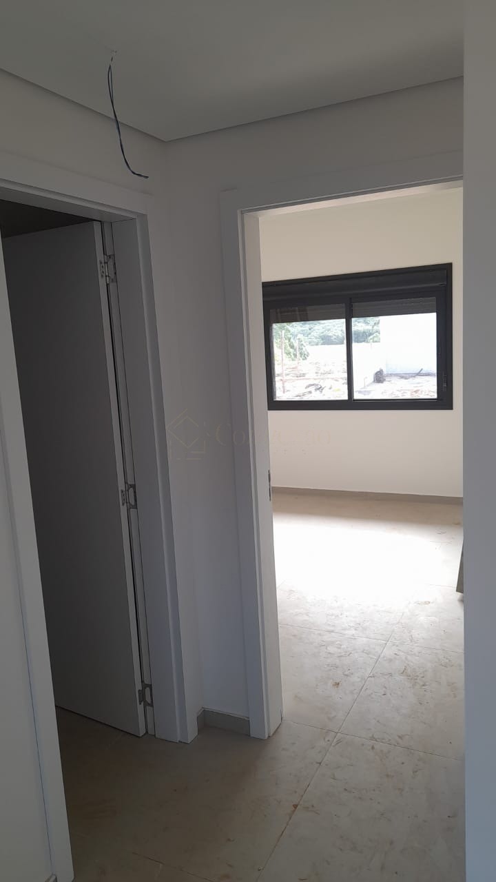 Casa à venda em Garopaba-SC: 1 quarto, 2 suítes, 105m² - Conforto e funcionalidade no bairro Ambrósio!