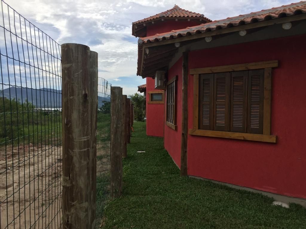 CASA COMERCIAL em Imbituba - SC, Praia do Rosa