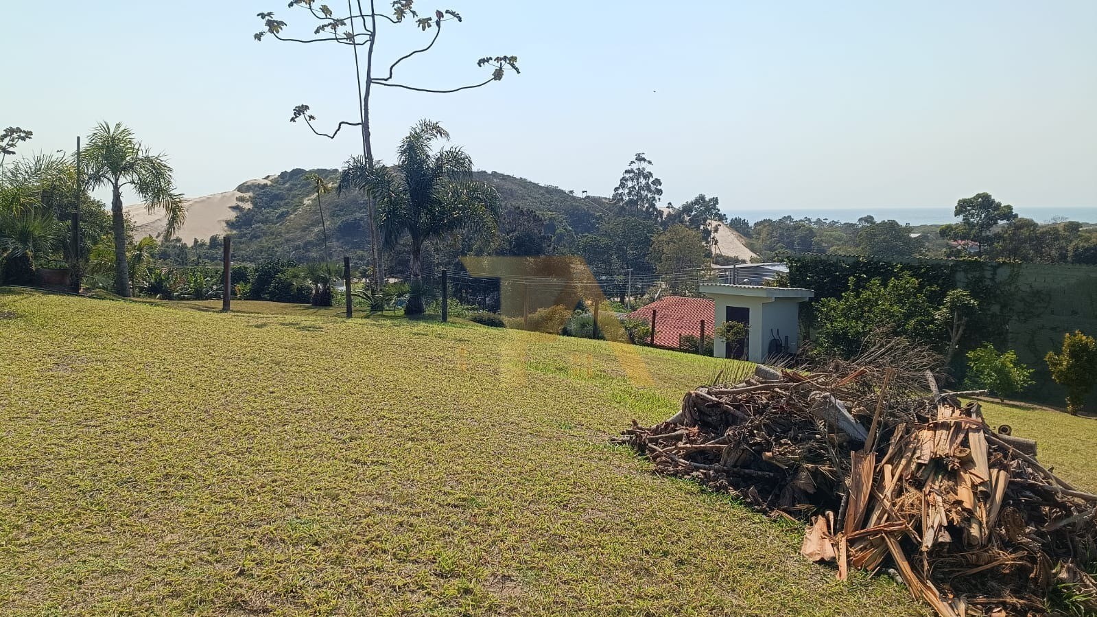 CASA TERRENO em Garopaba - SC, Areias do Macacu