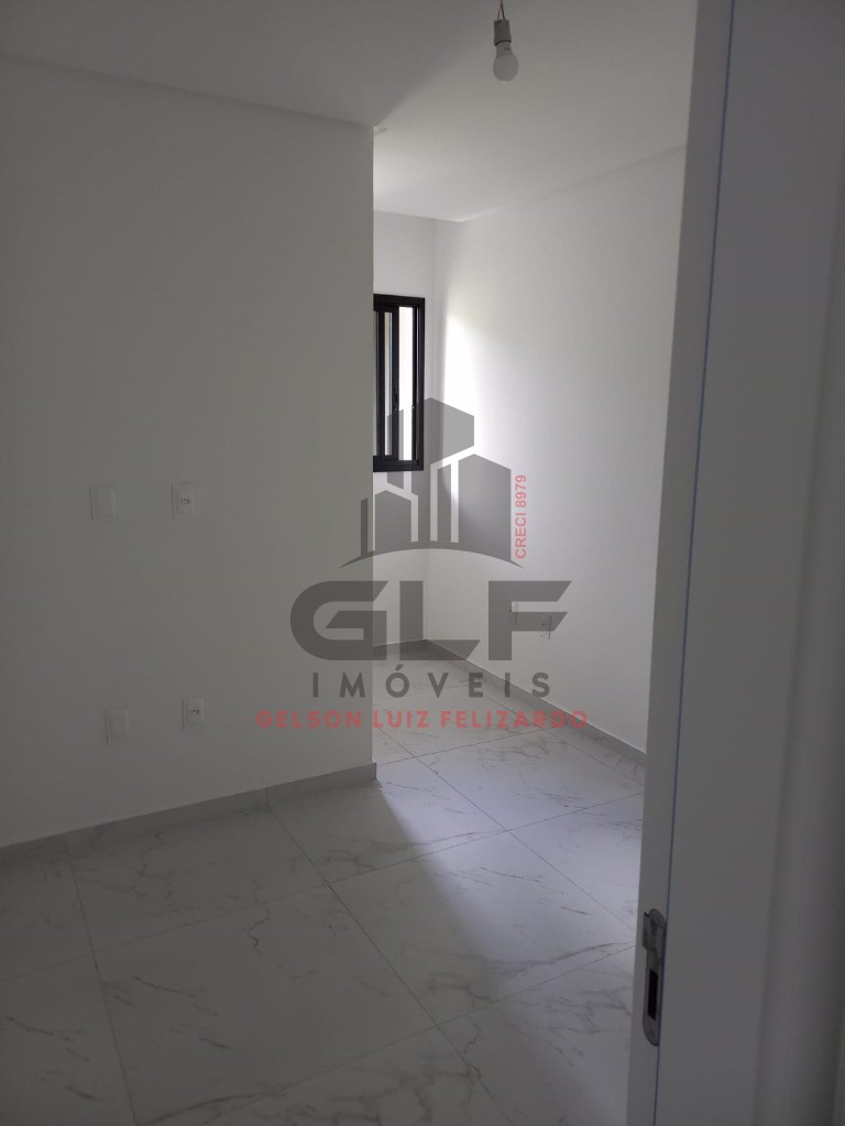 Casa Sobrado a venda na cidade de Itapema/SC bairro Morretes com 87 m² privativos e 3 dormitórios a 1300 m da praia