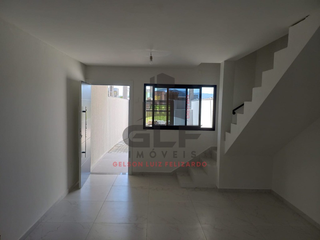 Casa Sobrado a venda na cidade de Itapema/SC bairro Morretes com 87 m² privativos e 3 dormitórios a 1300 m da praia
