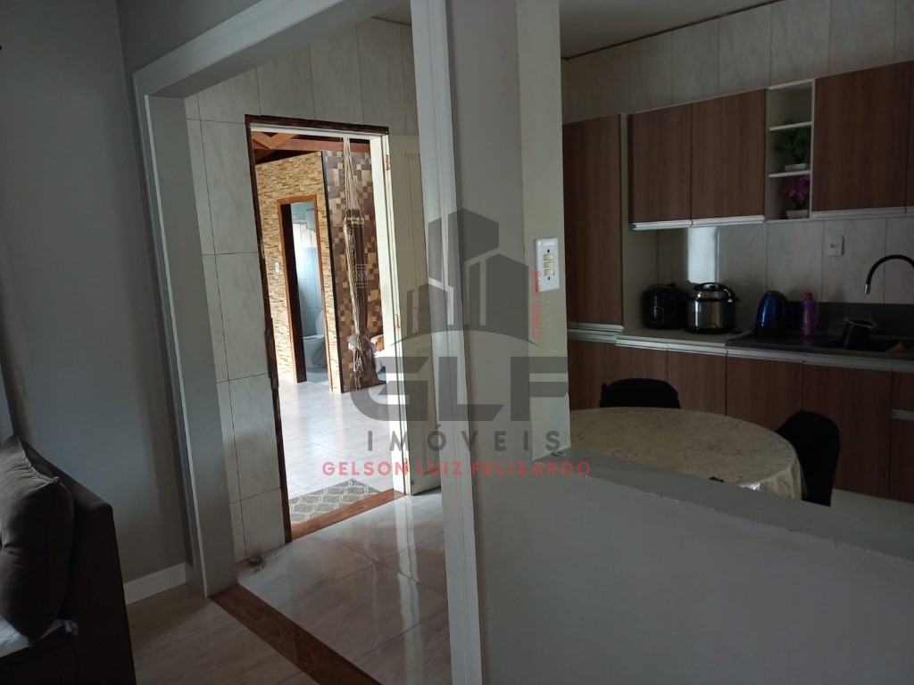 Casa Individual - Sozinha no terreno em Itapema/SC, no bairro Várzea. Com 3 Dormitórios e 77 m² privativos. Bem localizada a 1.200 Metros do Mar