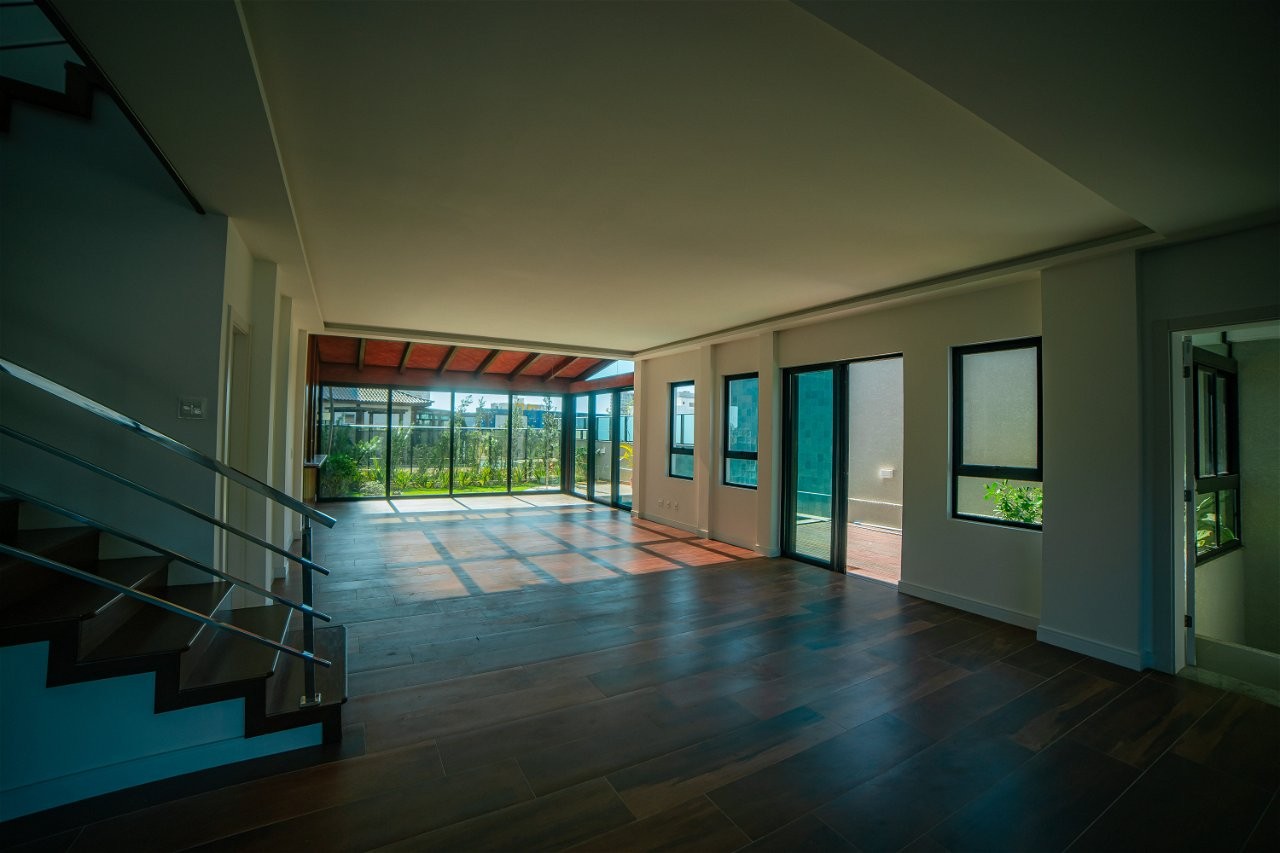 Casa de luxo na cidade de itajaí/sc, no bairro ressacada, co