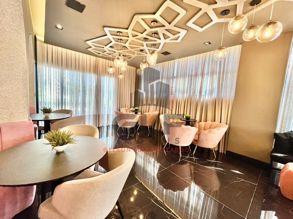 Apartamento de Alto Padrão na cidade de Itapema/SC, no bairro Meia Praia, com 4 Suítes e 3 Vagas de Garagem. Localização Privilegiada.
