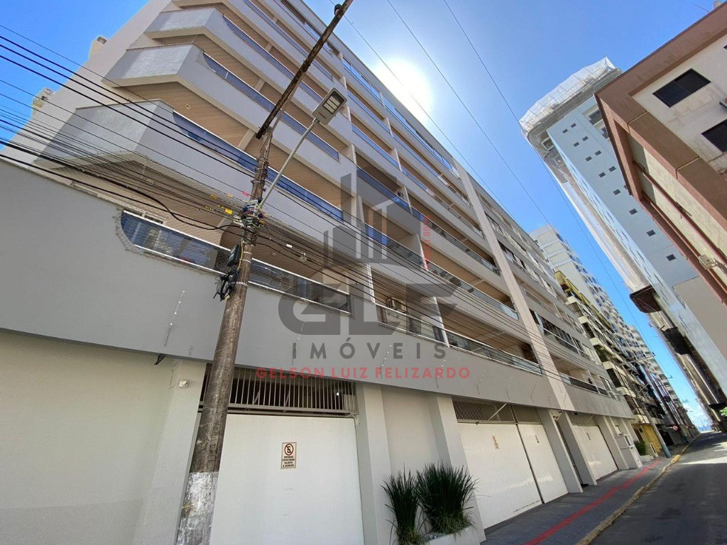 Apartamento Mobiliado na cidade de Itapema/SC no bairro Meia Praia, 3 dormitórios e 1 Vaga de garagem. Bem localizado. Investir