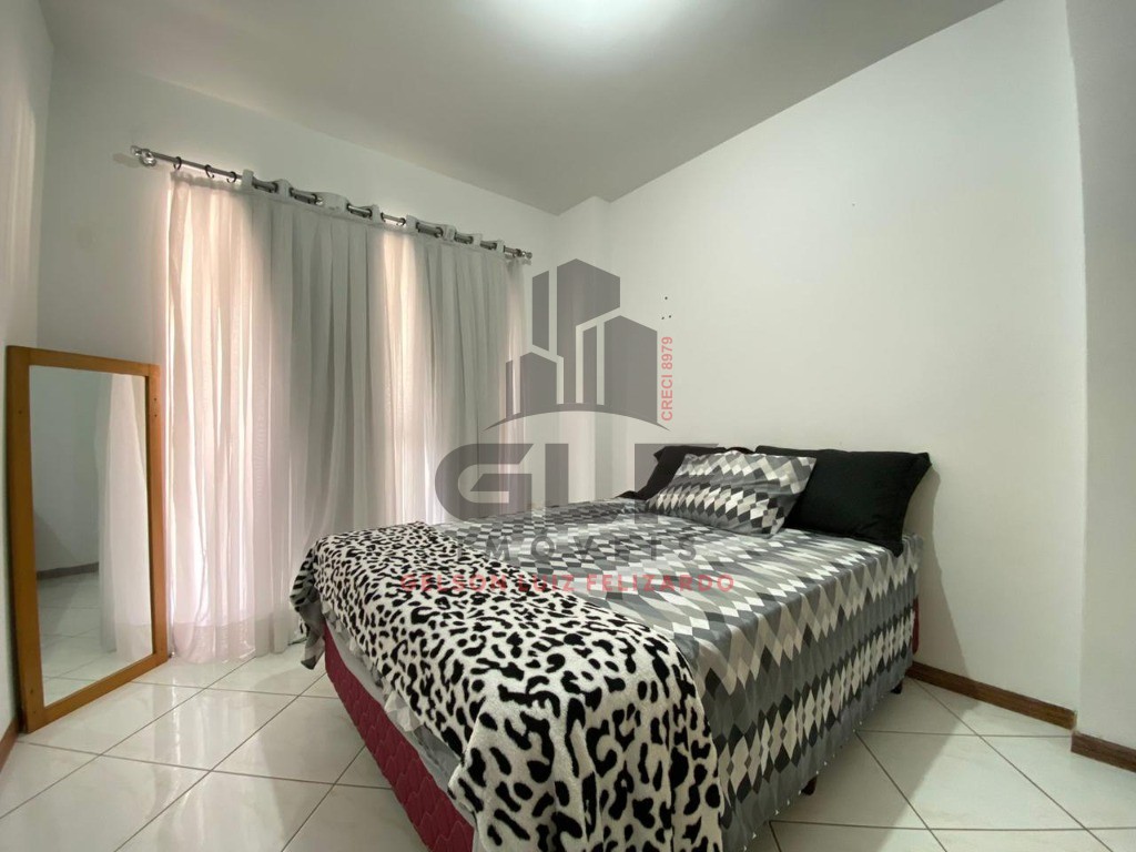 Apartamento Mobiliado na cidade de Itapema/SC no bairro Meia Praia, 3 dormitórios e 1 Vaga de garagem. Bem localizado. Investir