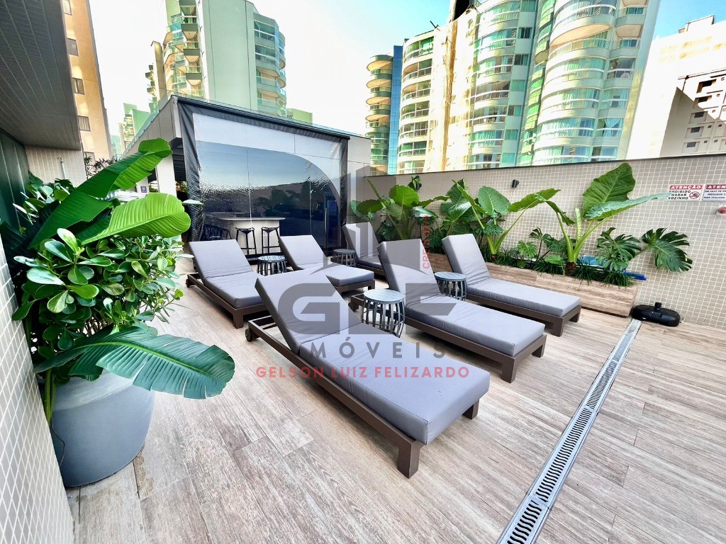 Apartamento de Alto Padrão na cidade de Itapema/SC, no bairro Meia Praia, com 4 Suítes e 3 Vagas de Garagem. Localização Privilegiada.