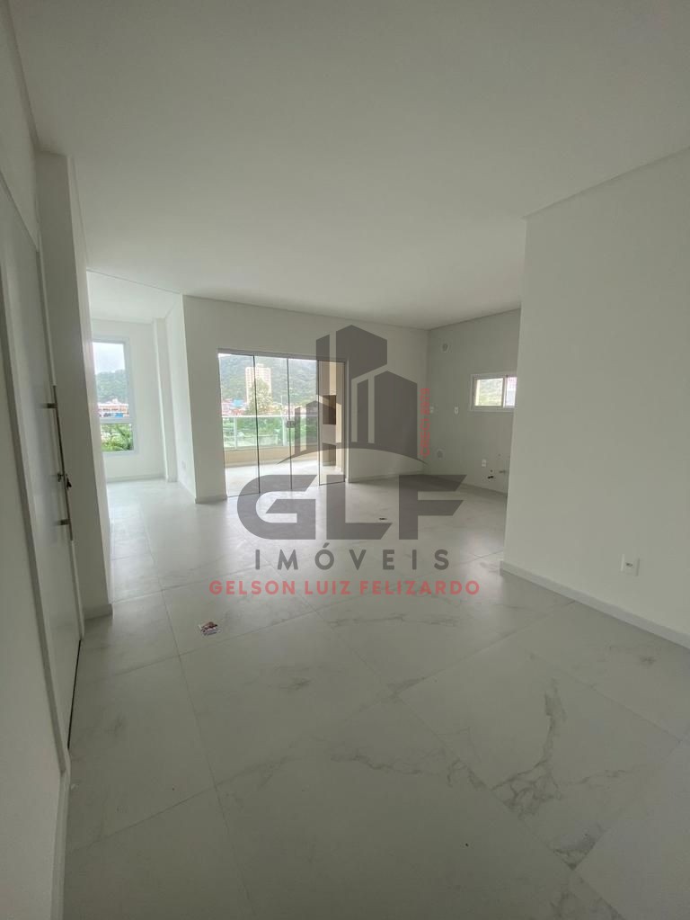 Apartamento de Alto Padrão na cidade de Itapema/SC, no bairro Centro, com 3 Suítes e 2 Vagas de Garagem. Localização Privilegiada.