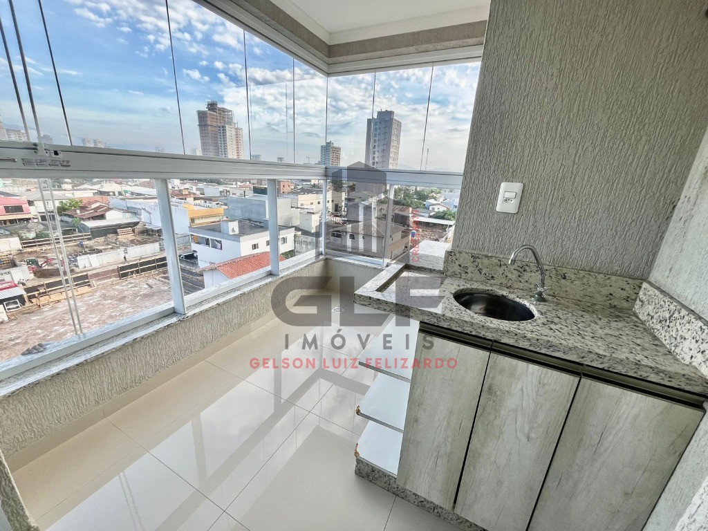 Apartamento Semimobiliado para morar na cidade de Itapema/SC no bairro Morretes, com 2 Quartos, sendo 1 Suíte e 1 Vaga de garagem. Bem localizado.
